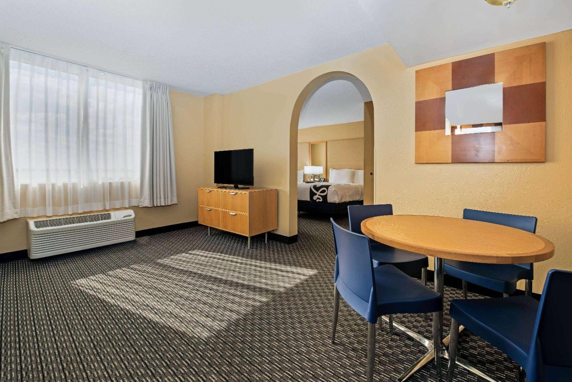 La Quinta By Wyndham West Palm Beach Airport Экстерьер фото
