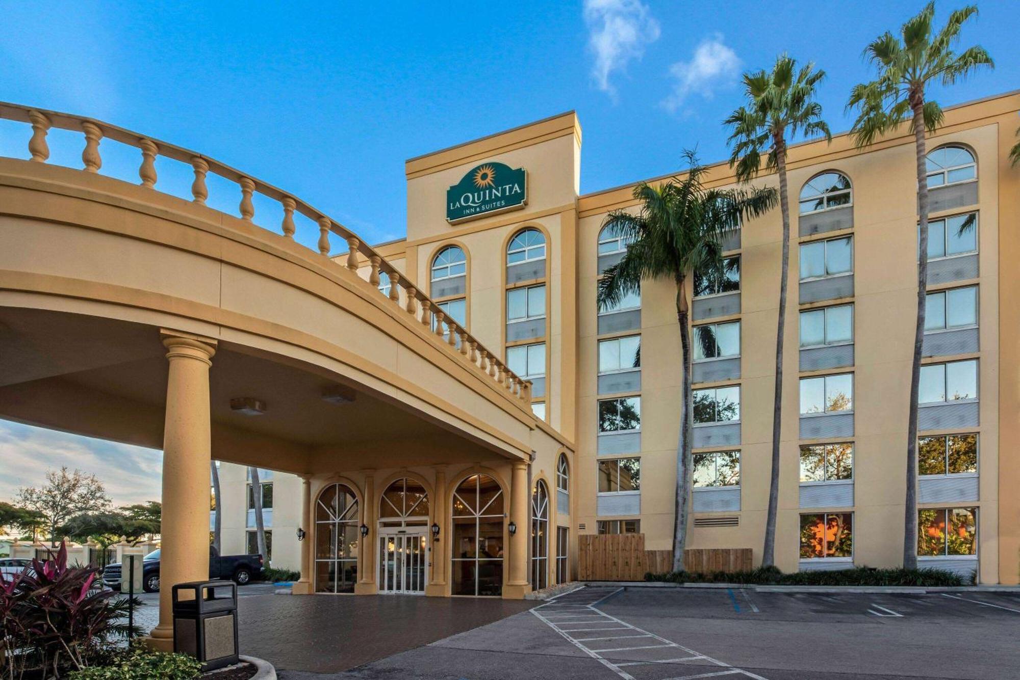 La Quinta By Wyndham West Palm Beach Airport Экстерьер фото